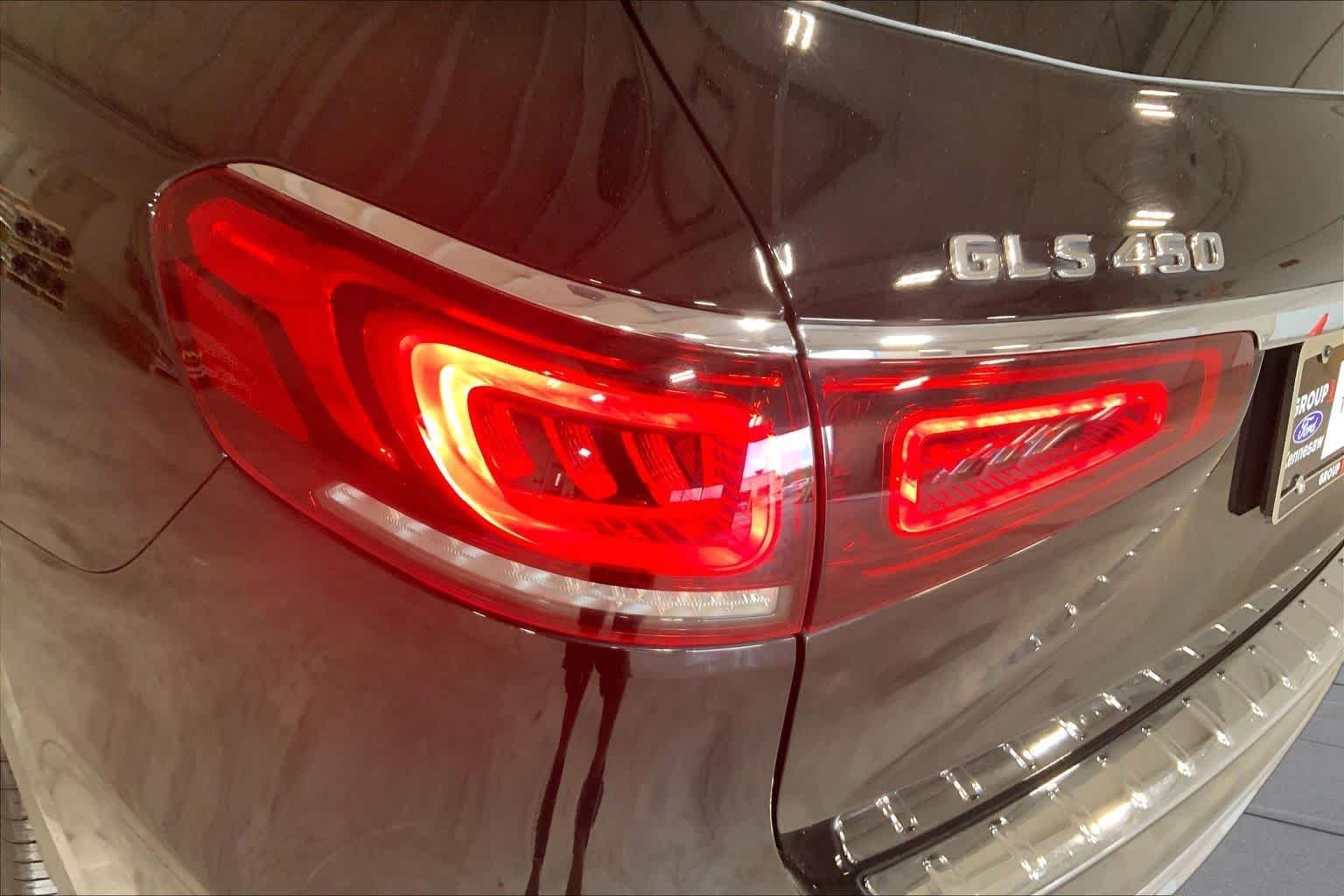 Used 2021 Black Mercedes-Benz GLS 450 image 28