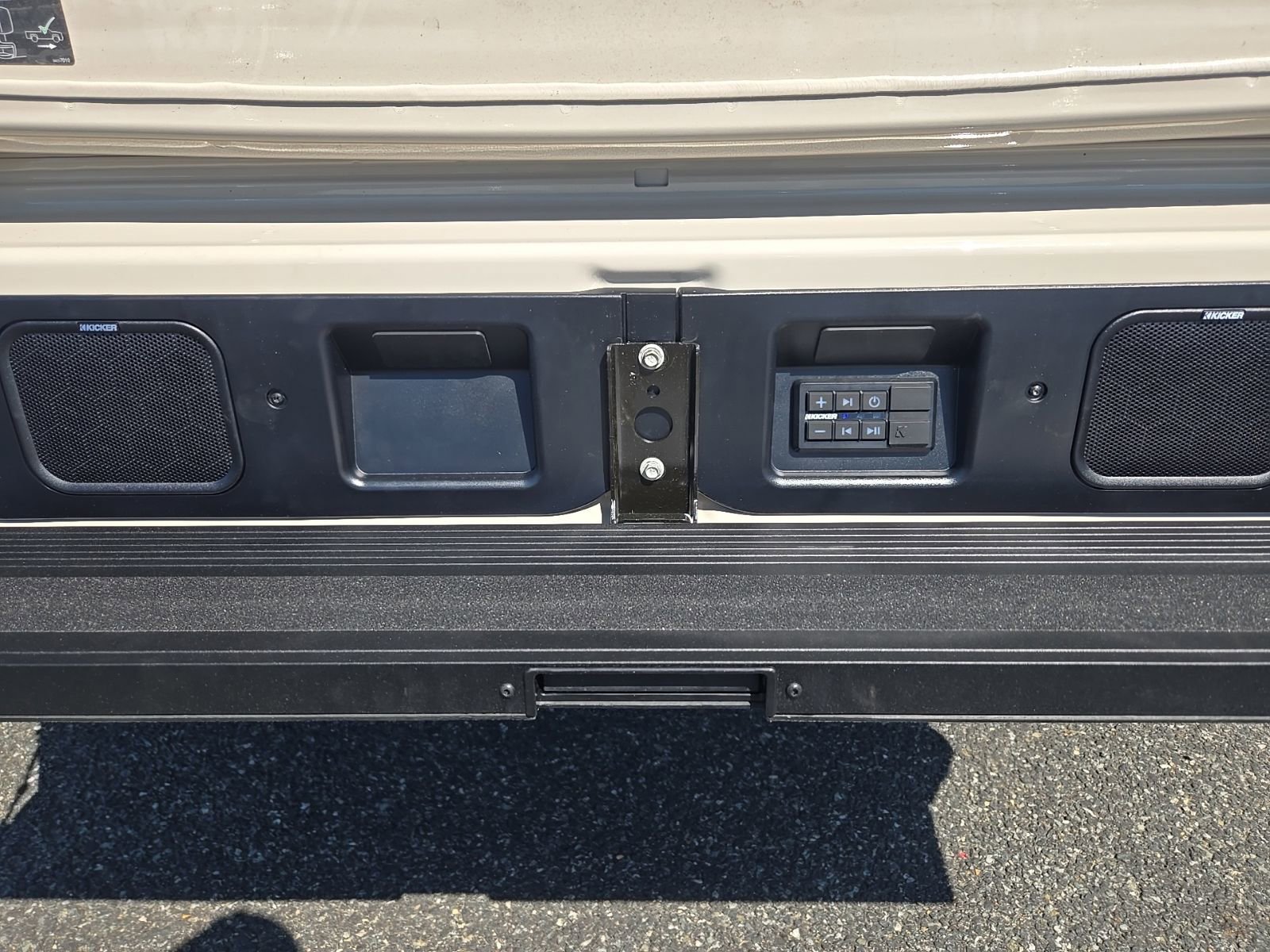 2026 GMC Sierra 2500HD AT4X - Photo 15