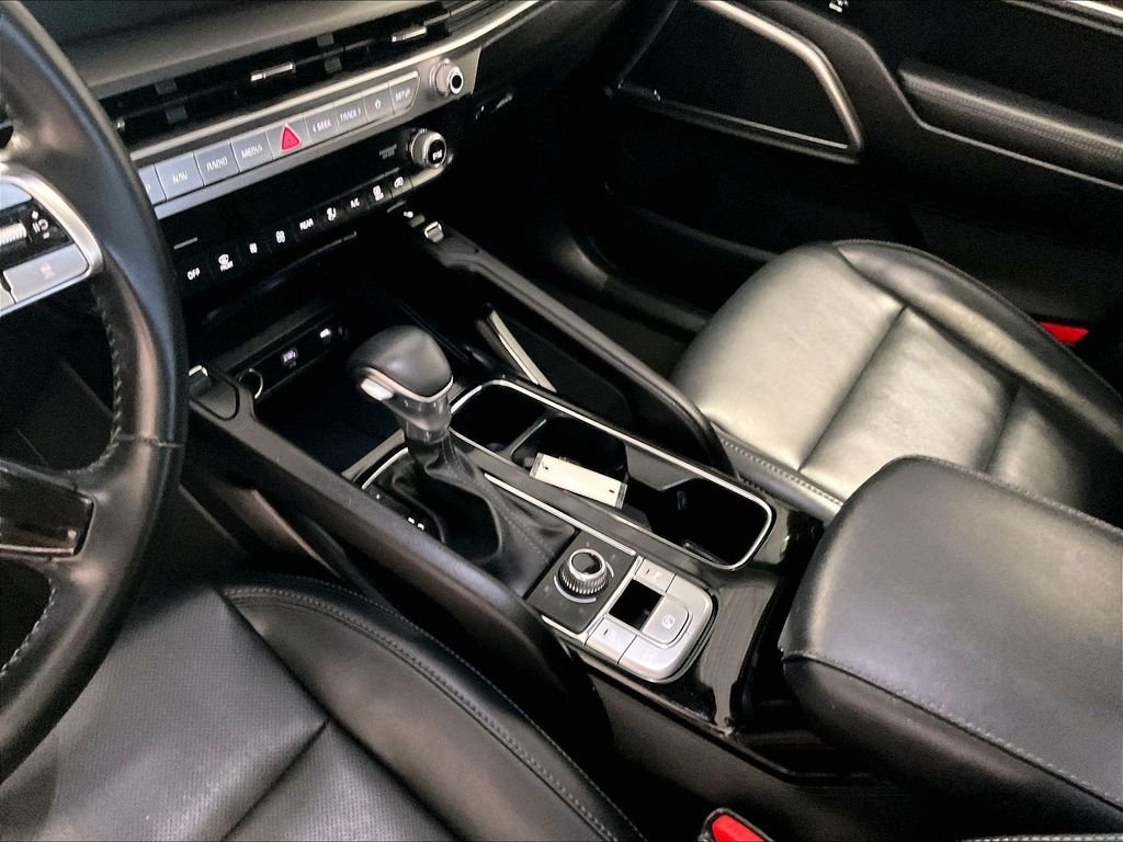 Used 2024 Everlasting Silver Kia S image 21
