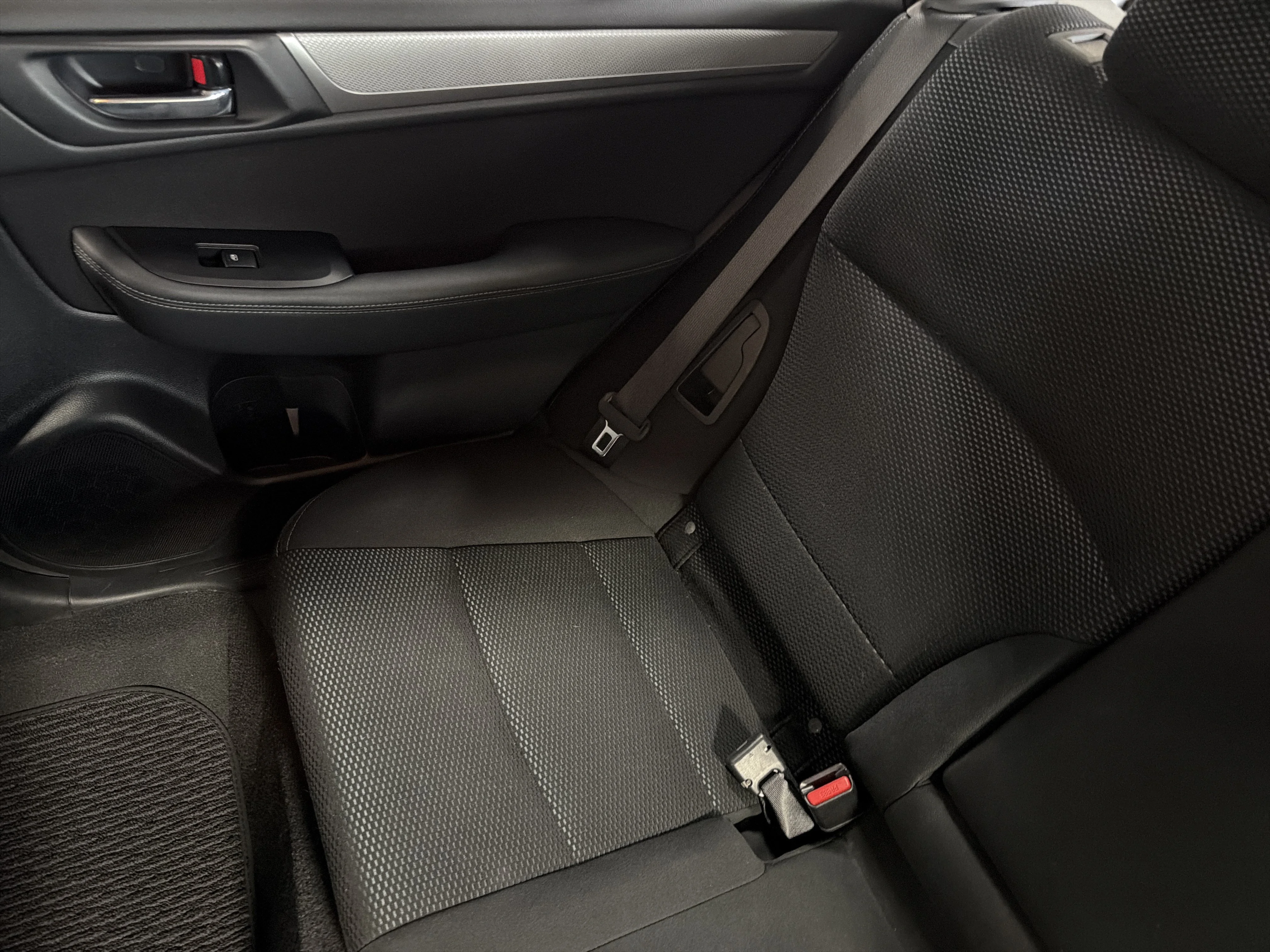 Used 2019 Crystal Black Silica Subaru Premium image 12