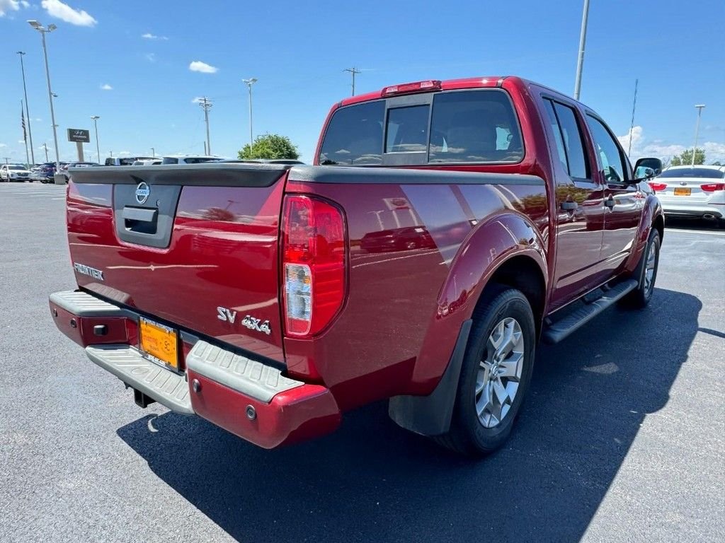Used 2020 Red Nissan SV image 3