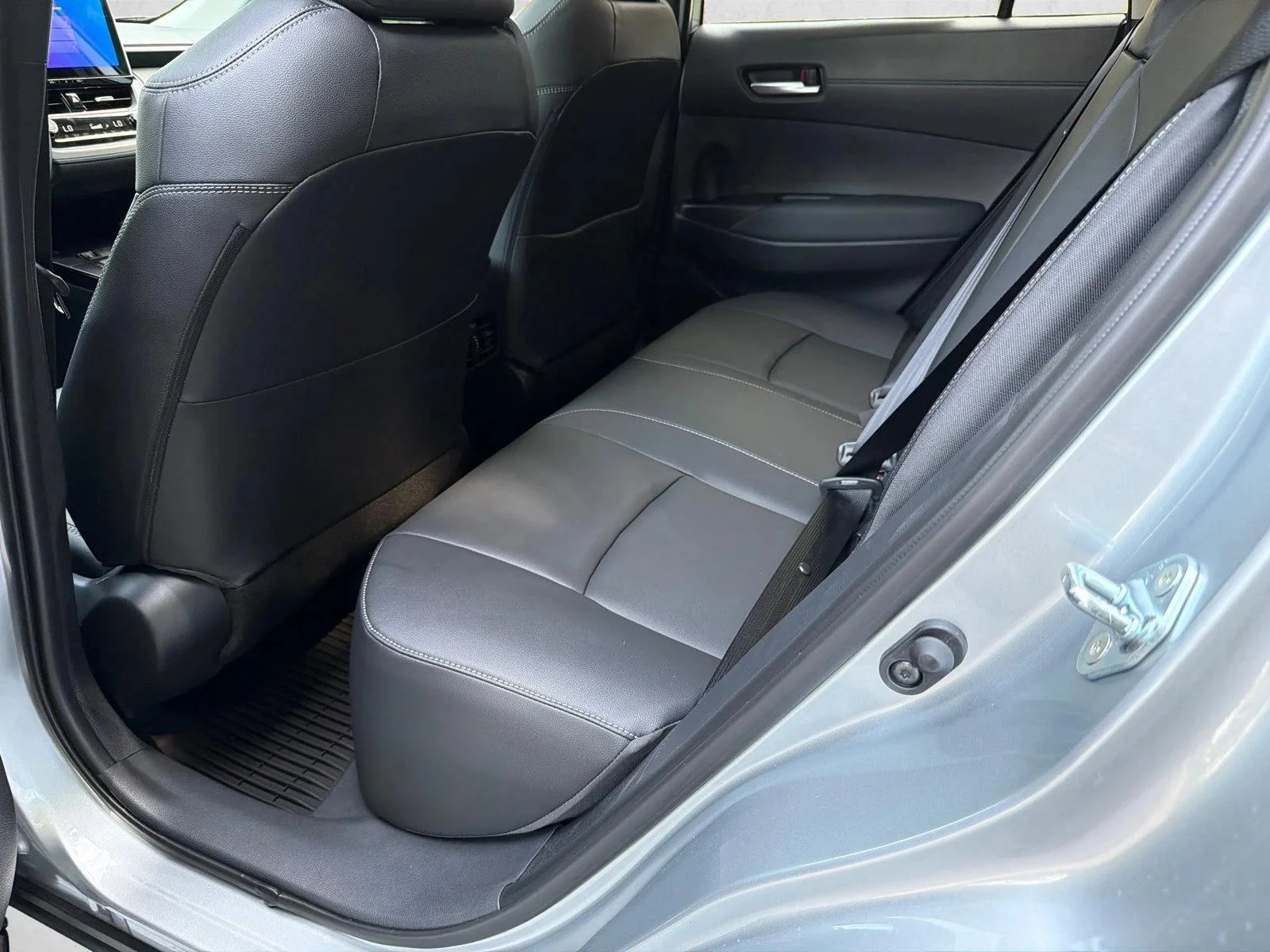 New 2026 Sonic Silver Toyota XLE image 21