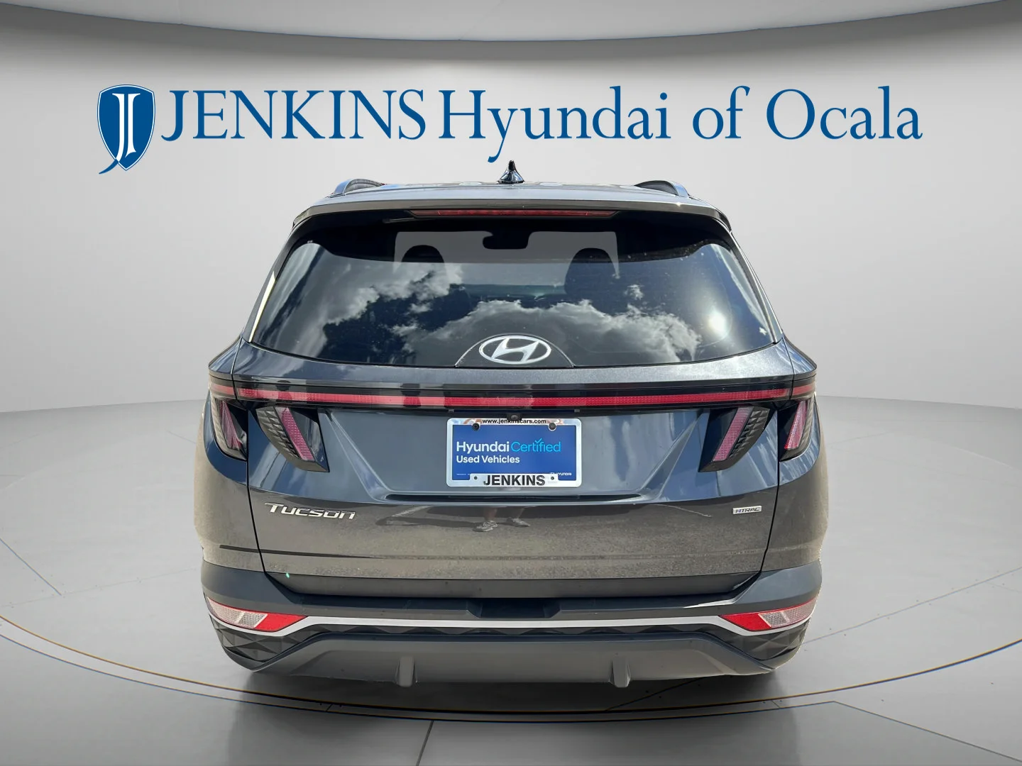 Used 2022 Portofino Gray Hyundai SEL image 4