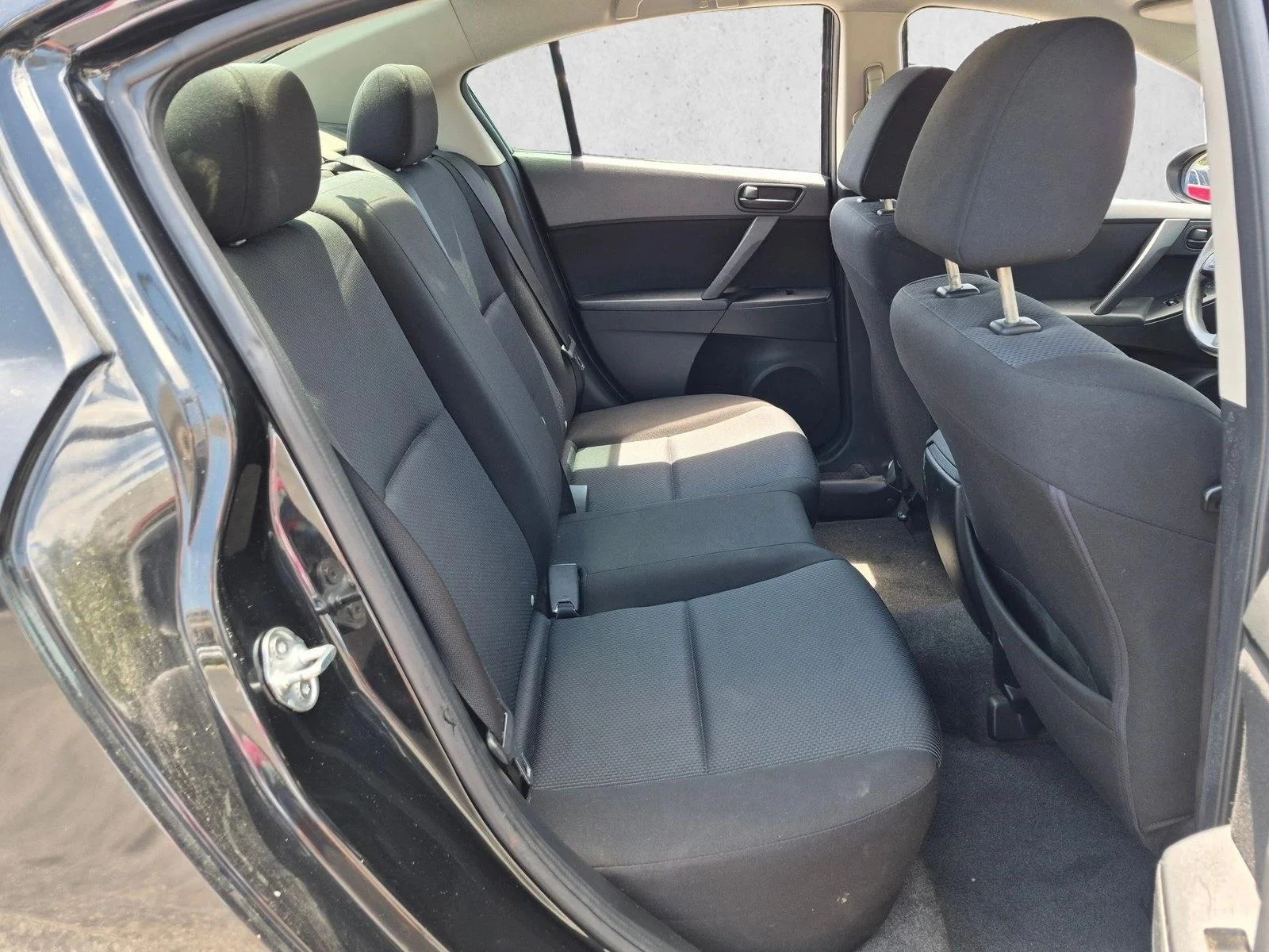 Used 2011 Black Mica Mazda i Sport image 17