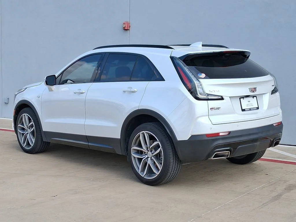 Used 2023 Crystal White Tricoat Cadillac Sport image 4