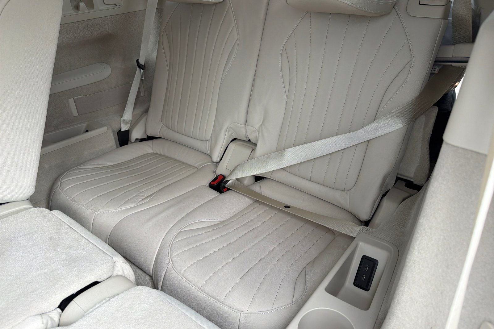 Certified Used 2024 Blue Mercedes-Benz 450 image 40