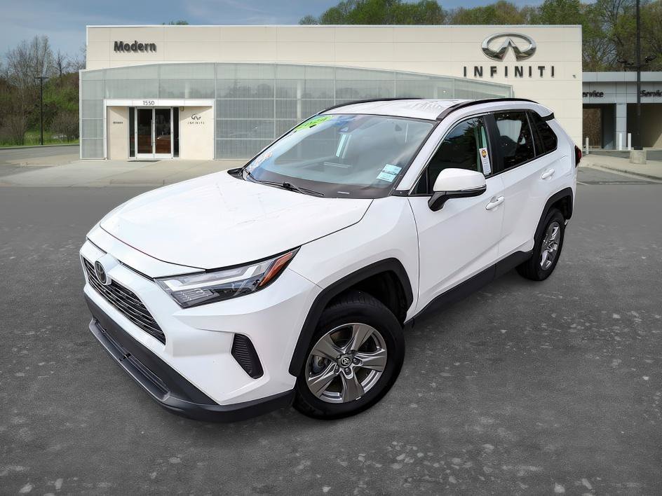 Used 2024 Ice Toyota XLE image 1