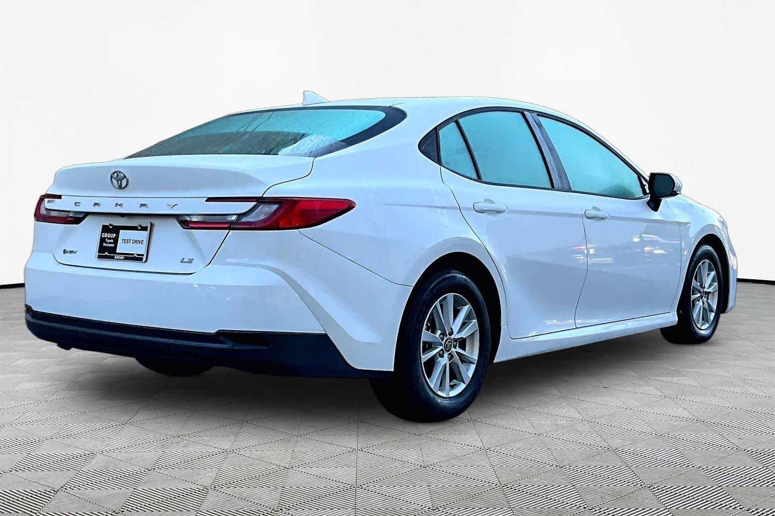 Used 2025 Ice Cap Toyota LE image 13