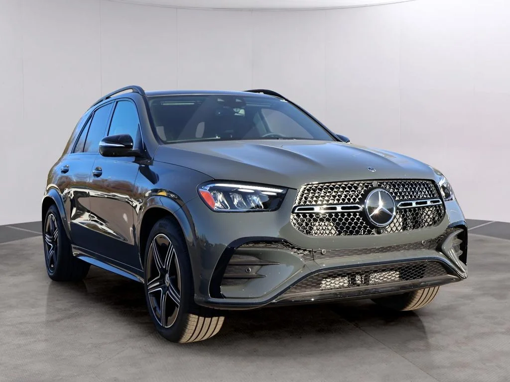 New 2026 MANUFAKTUR Silicon Grey Mercedes-Benz GLE 450 image 3