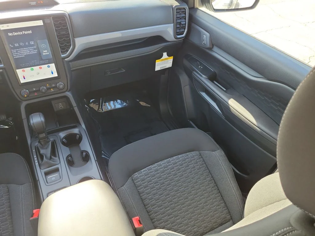 New 2026 Oxford White Ford XL image 12