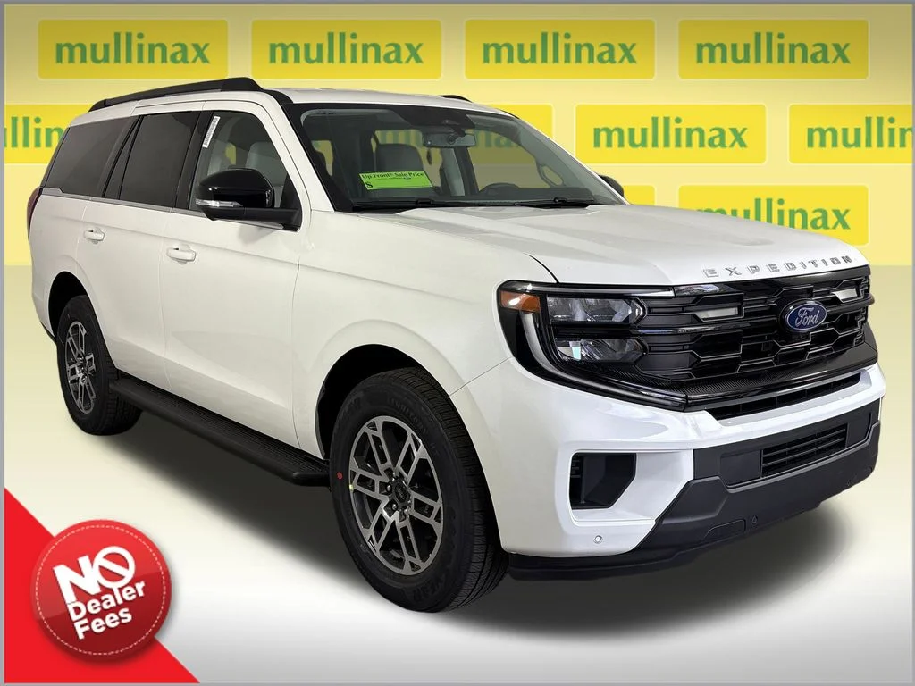 2026 Ford Expedition Active's photo