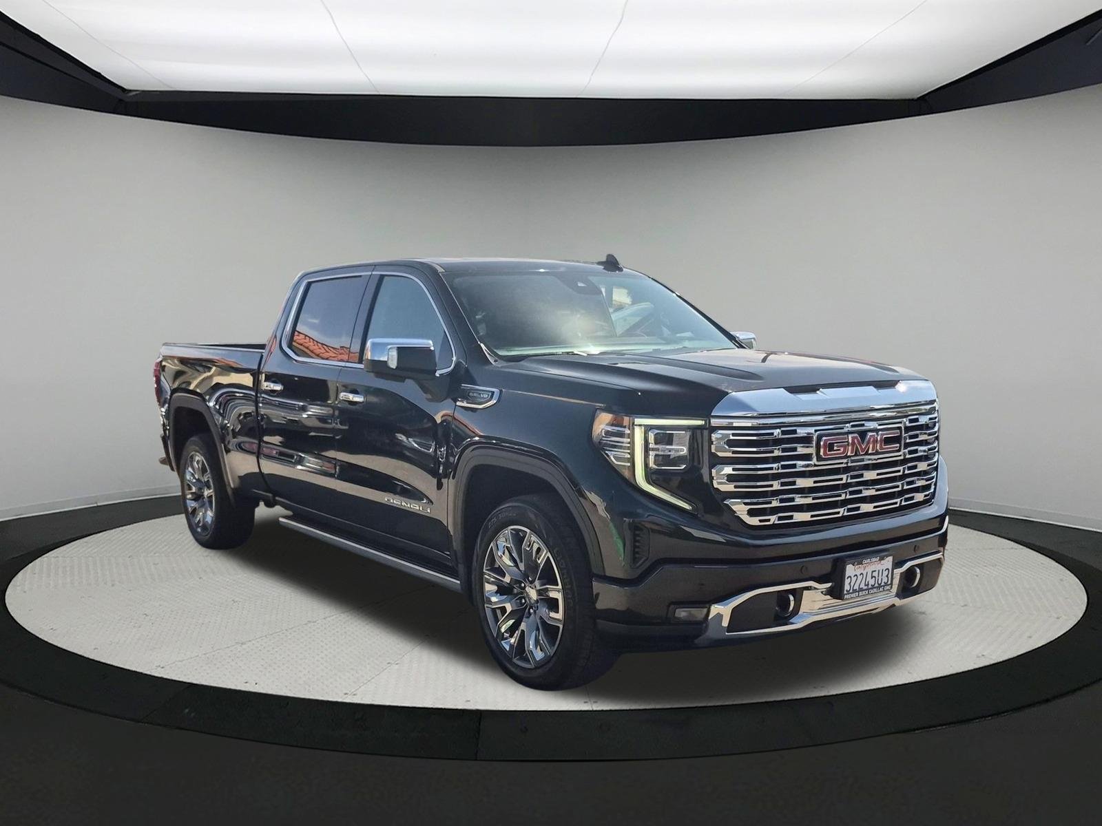 Used 2023 ONYX BLACK GMC Denali image 7