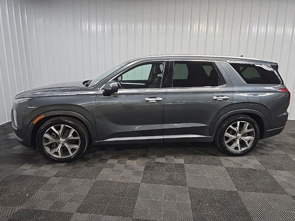 Used 2022 Gray Hyundai Limited image 5