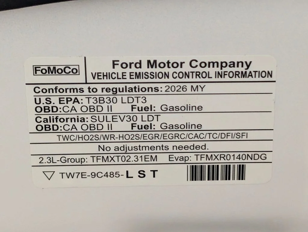 New 2026 Oxford White Ford Badlands® image 25