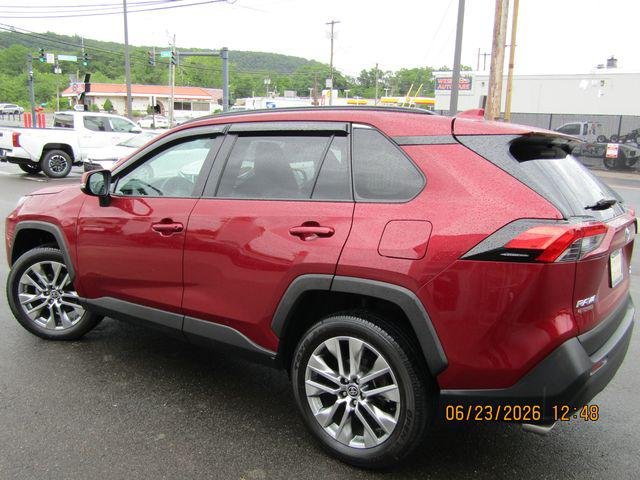 Certified Used 2023 RUBY FLARE PEARL Toyota  image 4