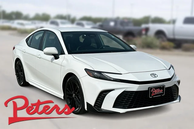 Pre-Owned 2025 Toyota Camry SE FWD 4D Sedan