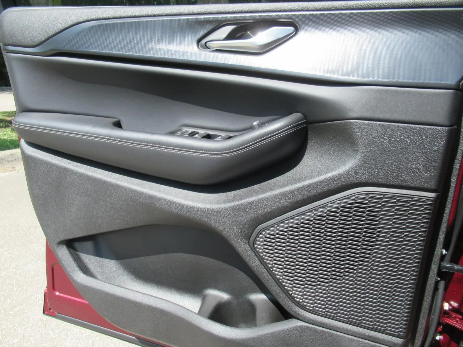 Certified Used 2025 Red Jeep Laredo image 19