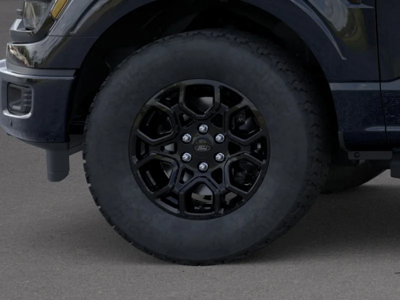 New 2026 Agate Black Metallic Ford XLT image 40