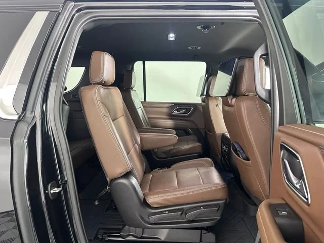 Used 2024 Black Chevrolet High Country image 29
