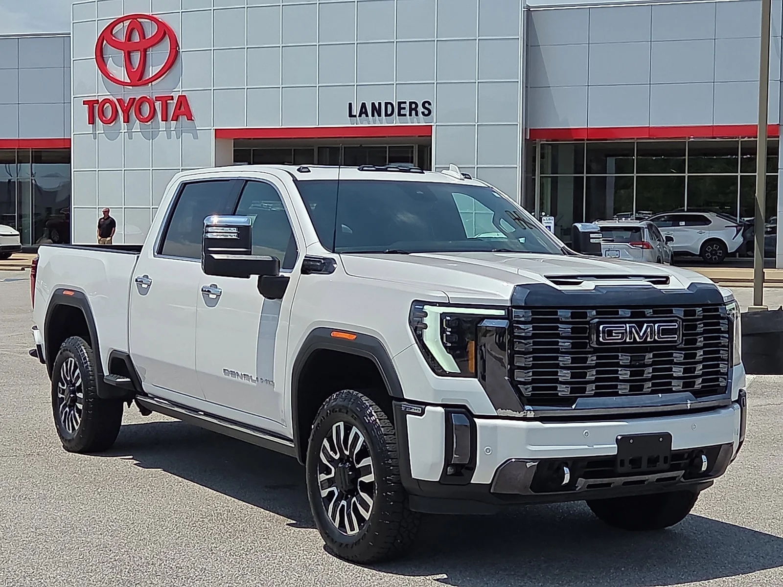 2024 GMC Sierra 4WD Crew Cab Long Box Denali Ultimate's photo