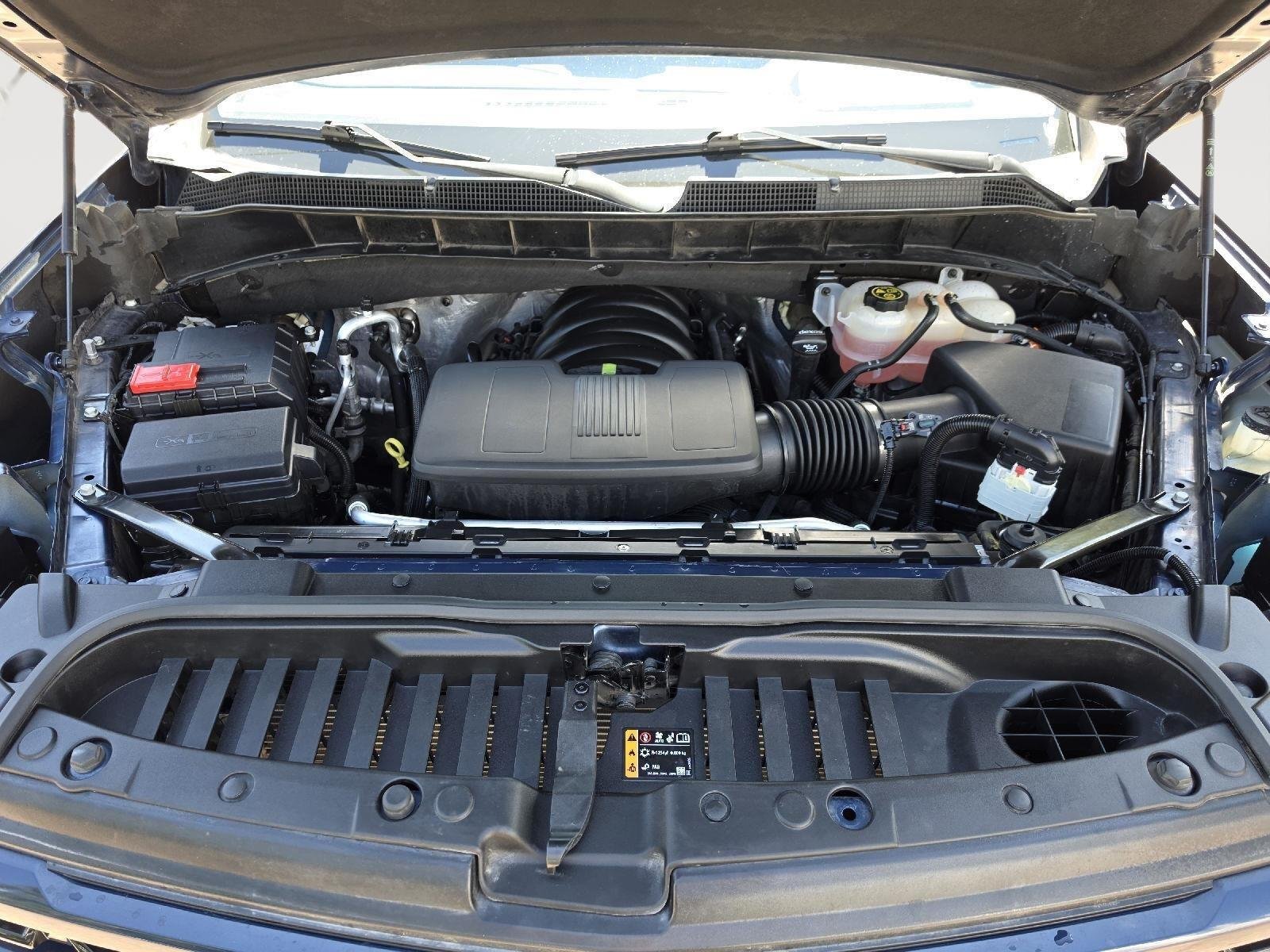 Used 2023 Northsky Blue Metallic Chevrolet RST image 9