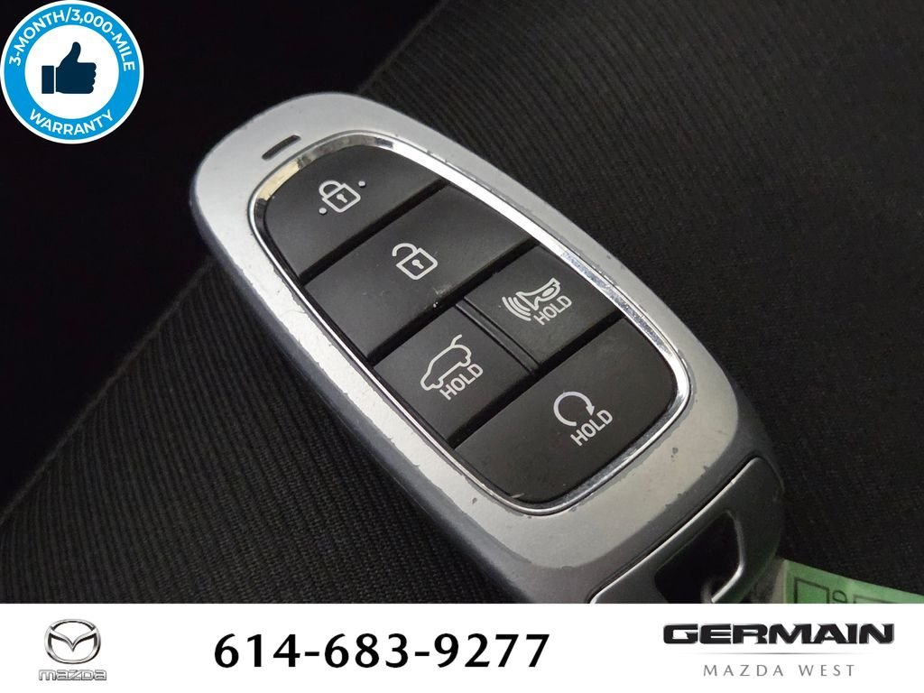 Used 2022 Silver Hyundai SEL Convenience image 35