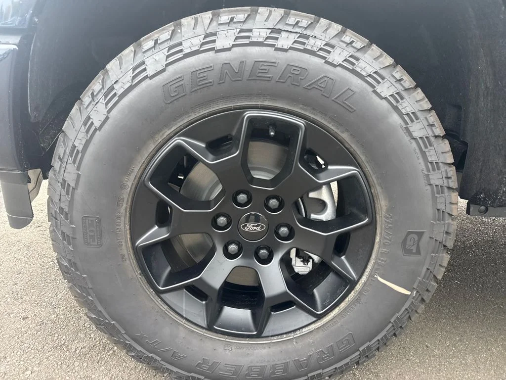 New 2026 Blue Ford XLT image 27