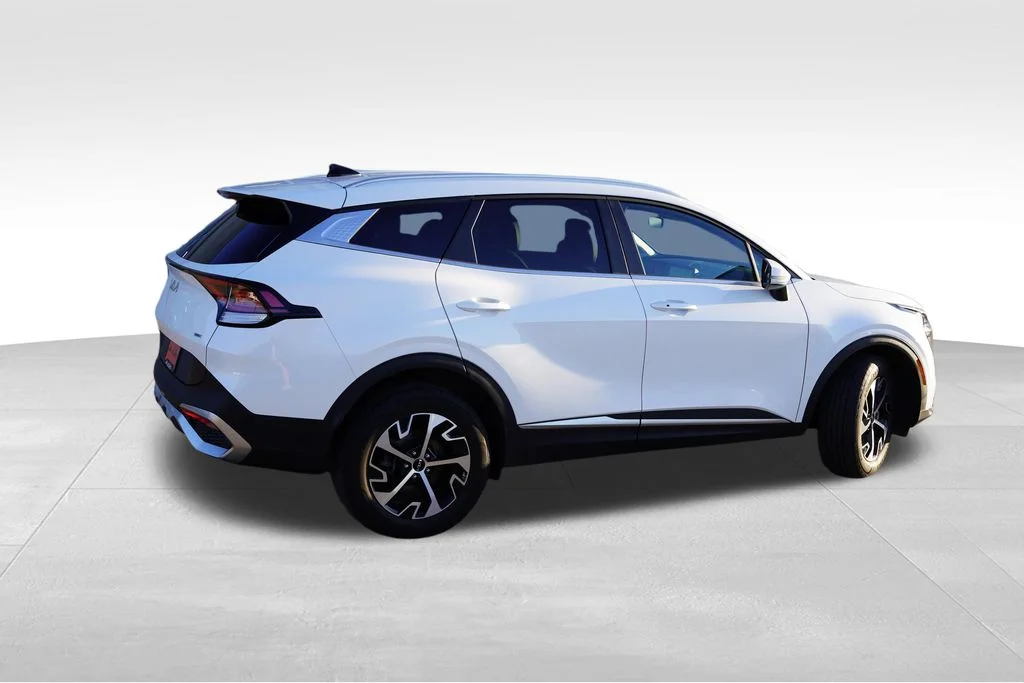 Used 2025 Snow White Pearl Kia EX image 4