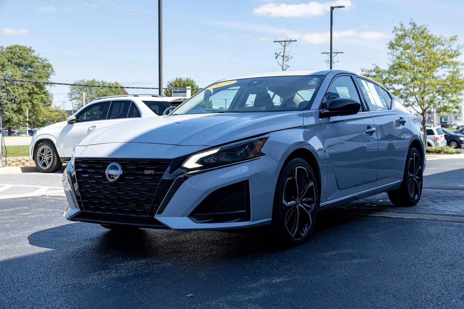 Used 2023 Gray Sky Pearl Nissan 2.5 SR image 1