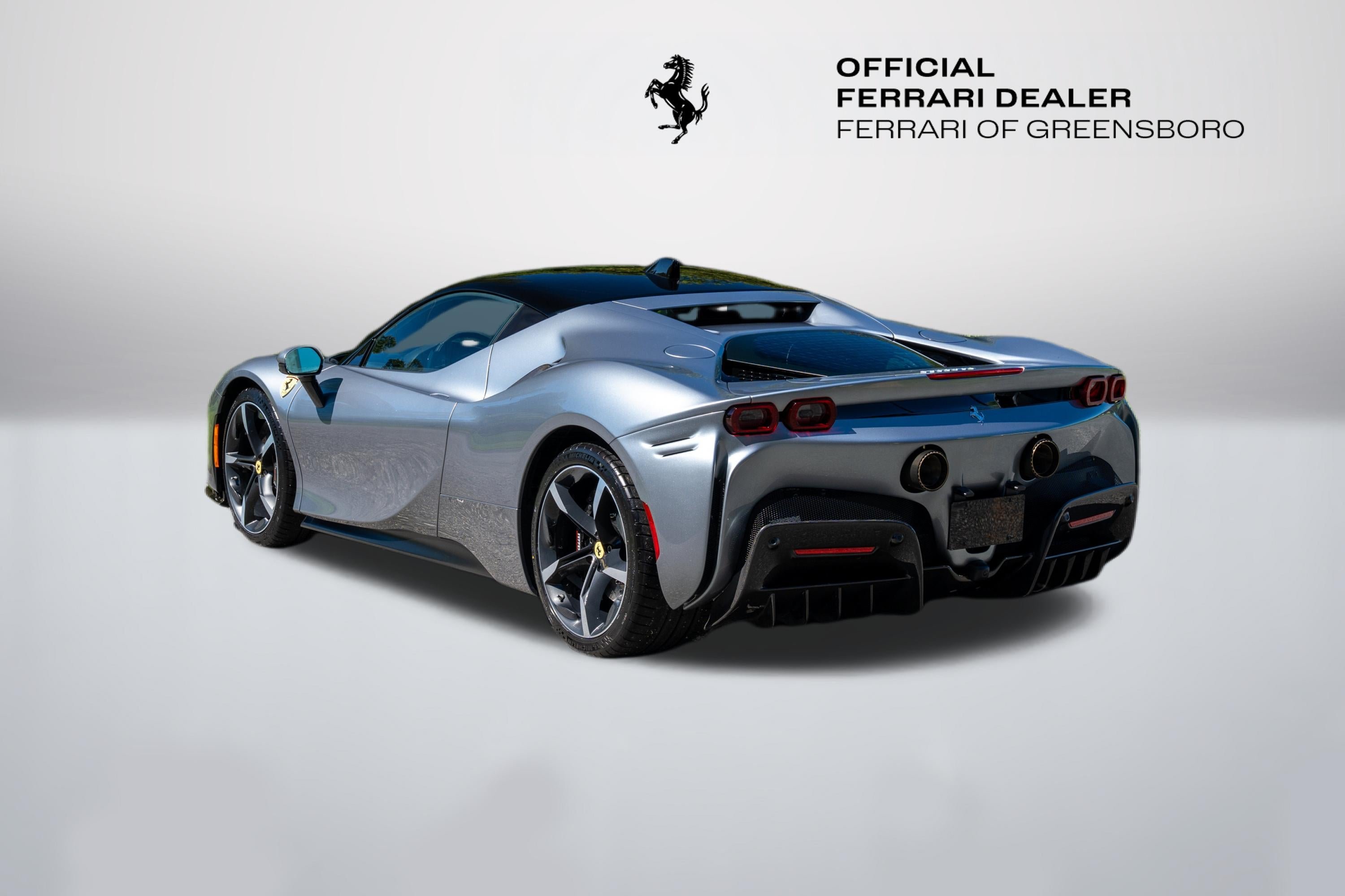 Certified Used 2022 Grigio Titanio Metall Ferrari  image 2