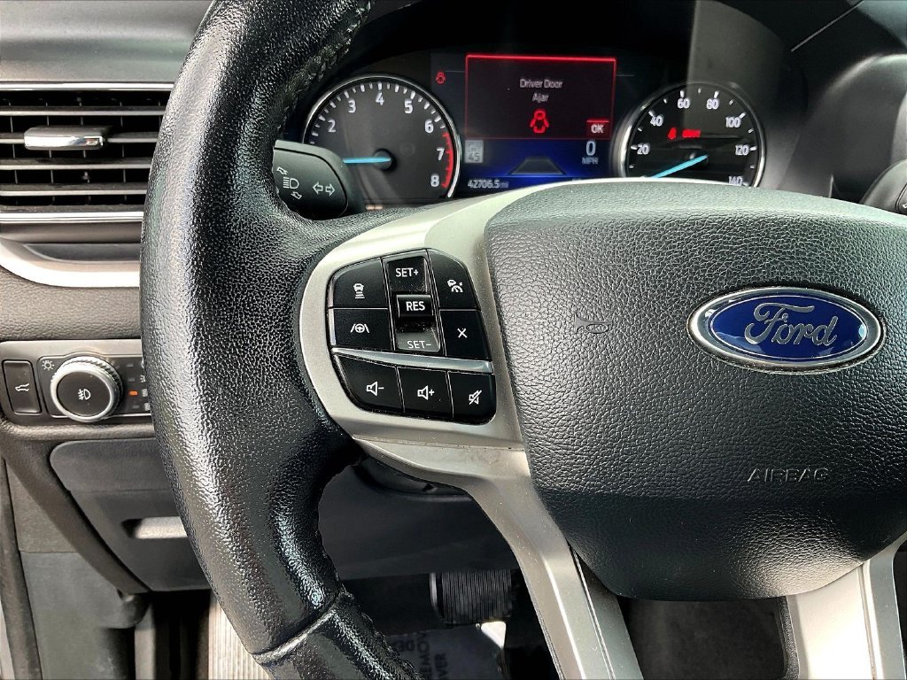 Used 2023 Gray Ford XLT image 11