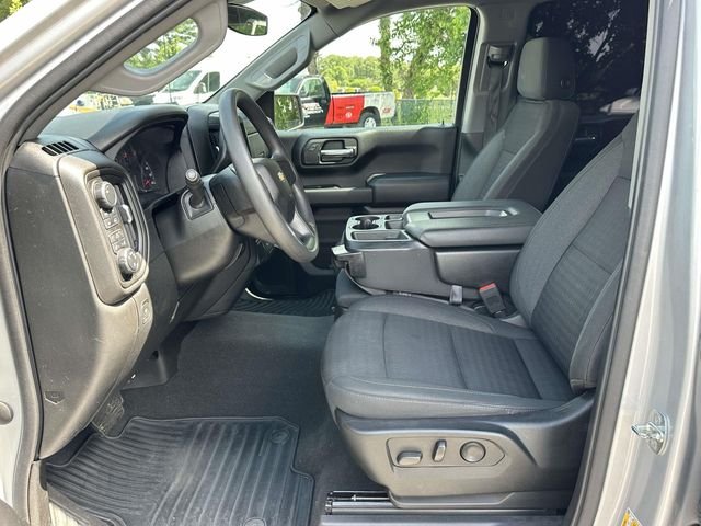 Used 2022 Silver Chevrolet Custom image 15
