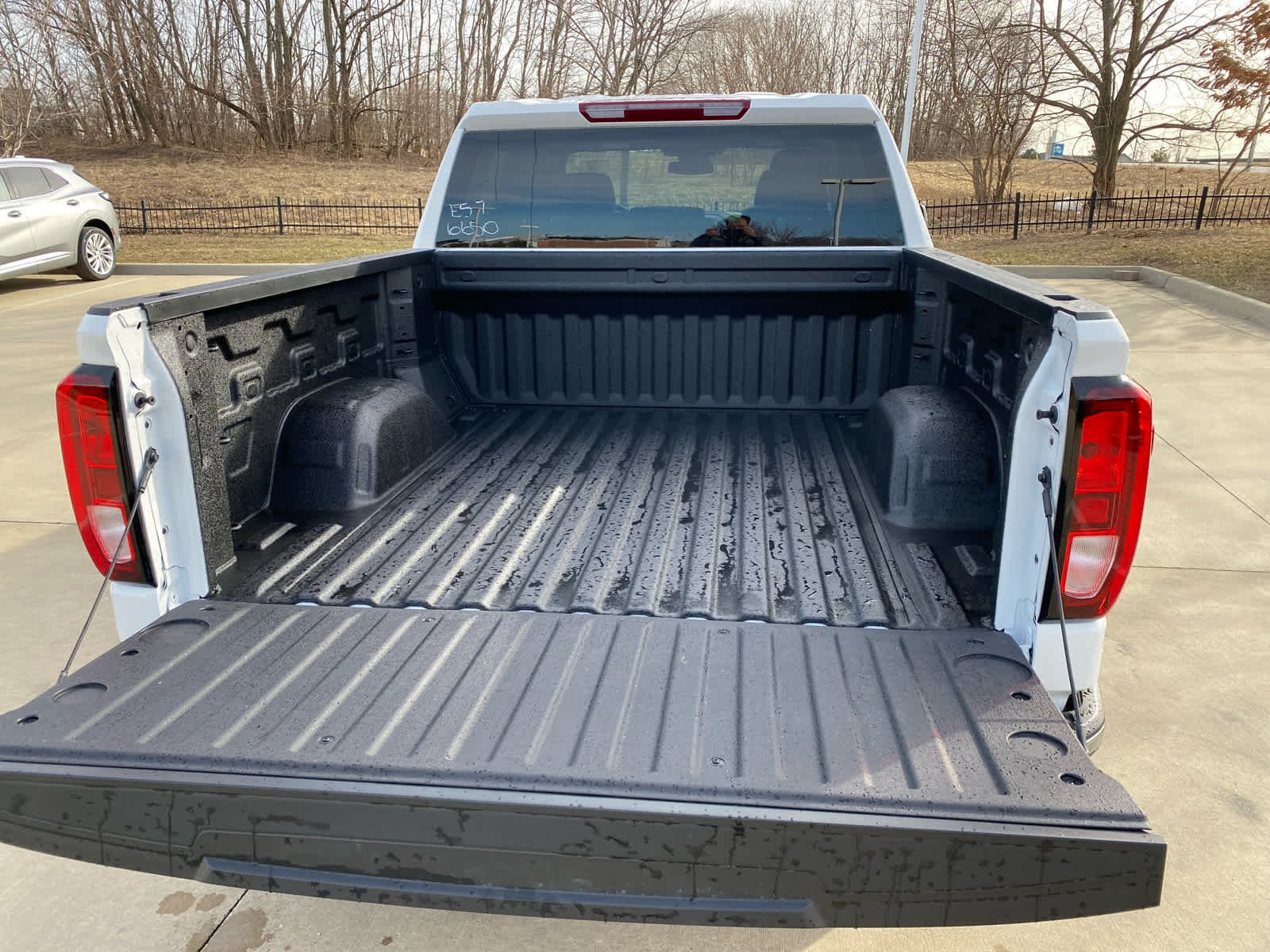 2026 GMC Sierra 1500 Pro - Photo 28
