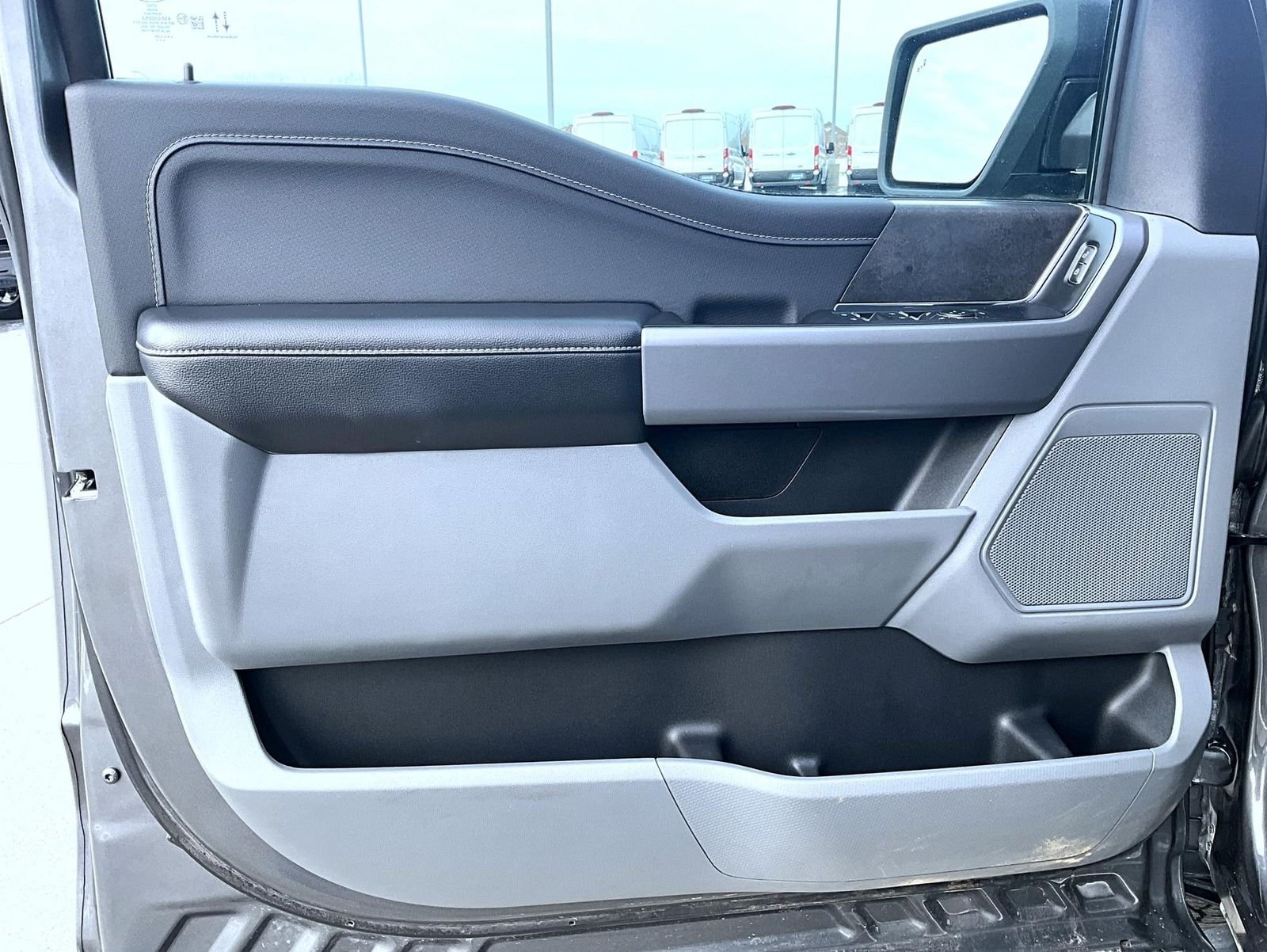 Used 2025 Gray Ford XLT image 9