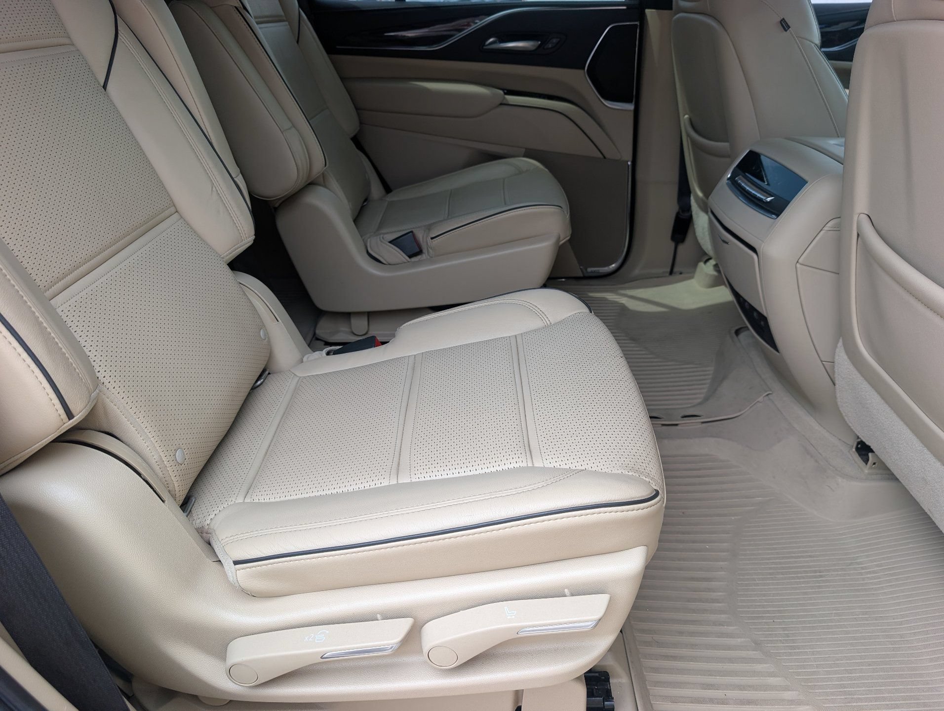 Used 2021 DARK MOCHA METALLIC Cadillac Premium Luxury image 13