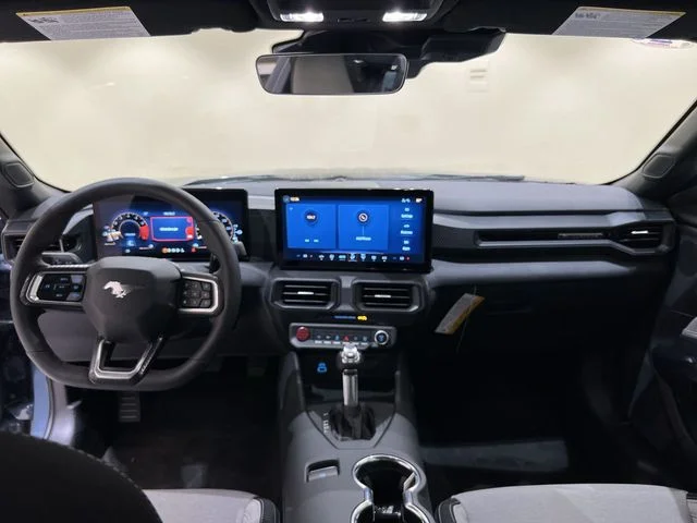 2025 Ford Mustang EcoBoost Fastback - Photo 18