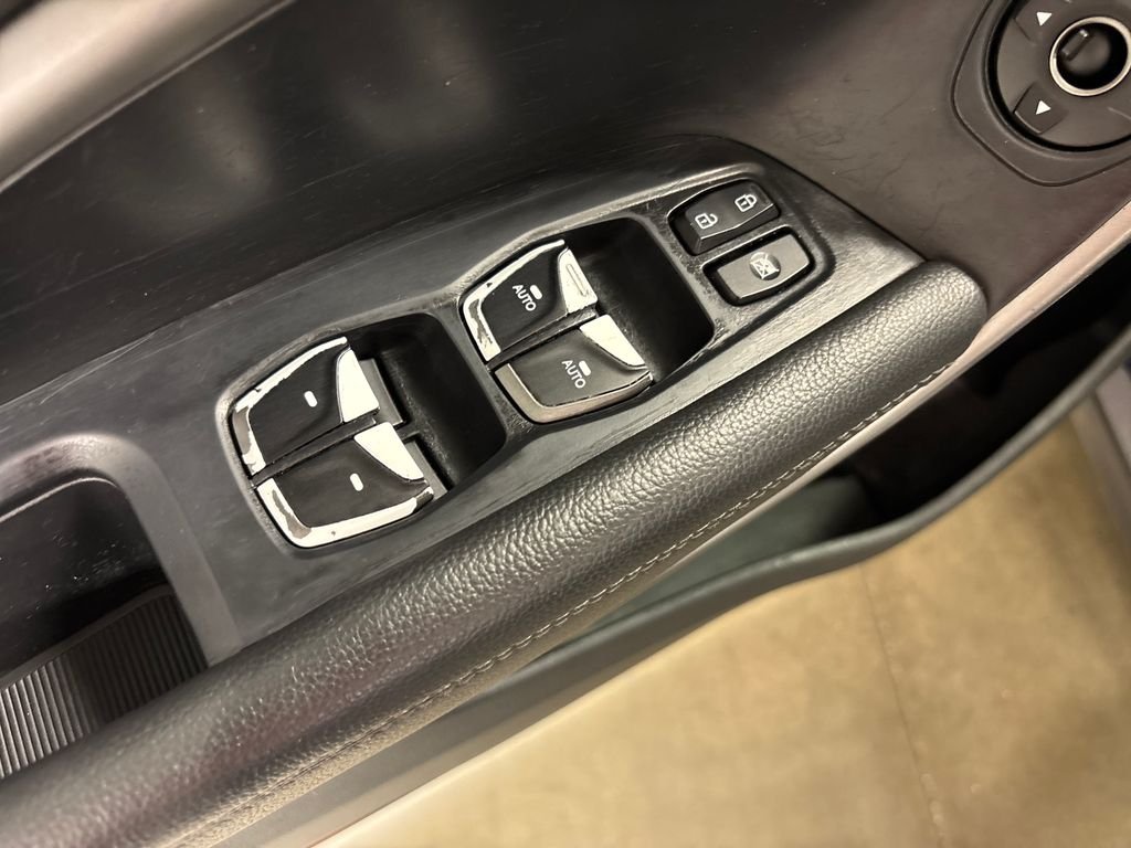 Used 2018 Blue Hyundai 2.0T image 22