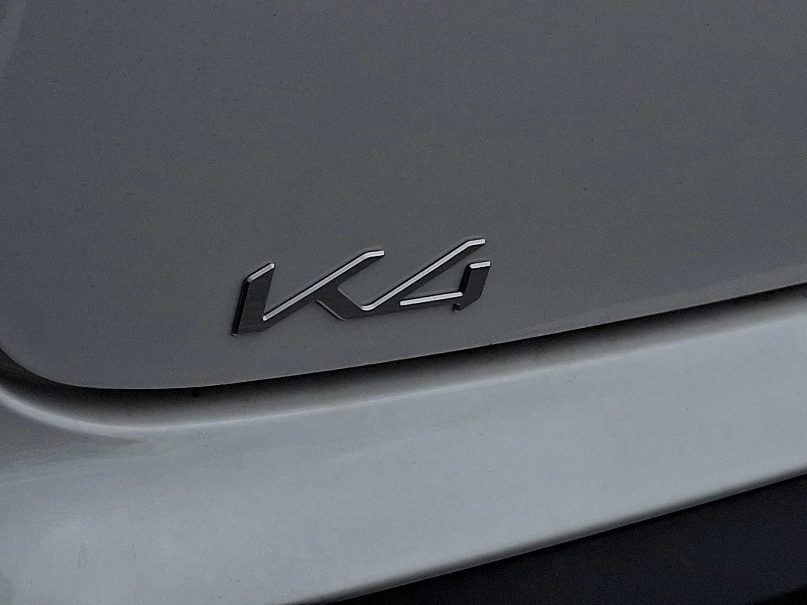New 2026 Snow White Pearl Kia LX image 14