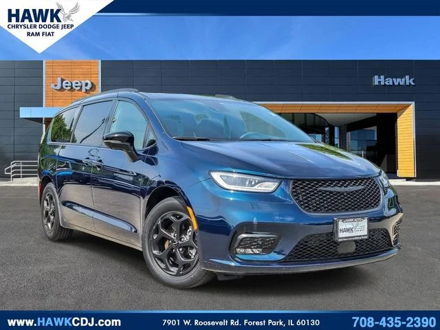 2024 Chrysler Pacifica Hybrid Select Premium S Appearance