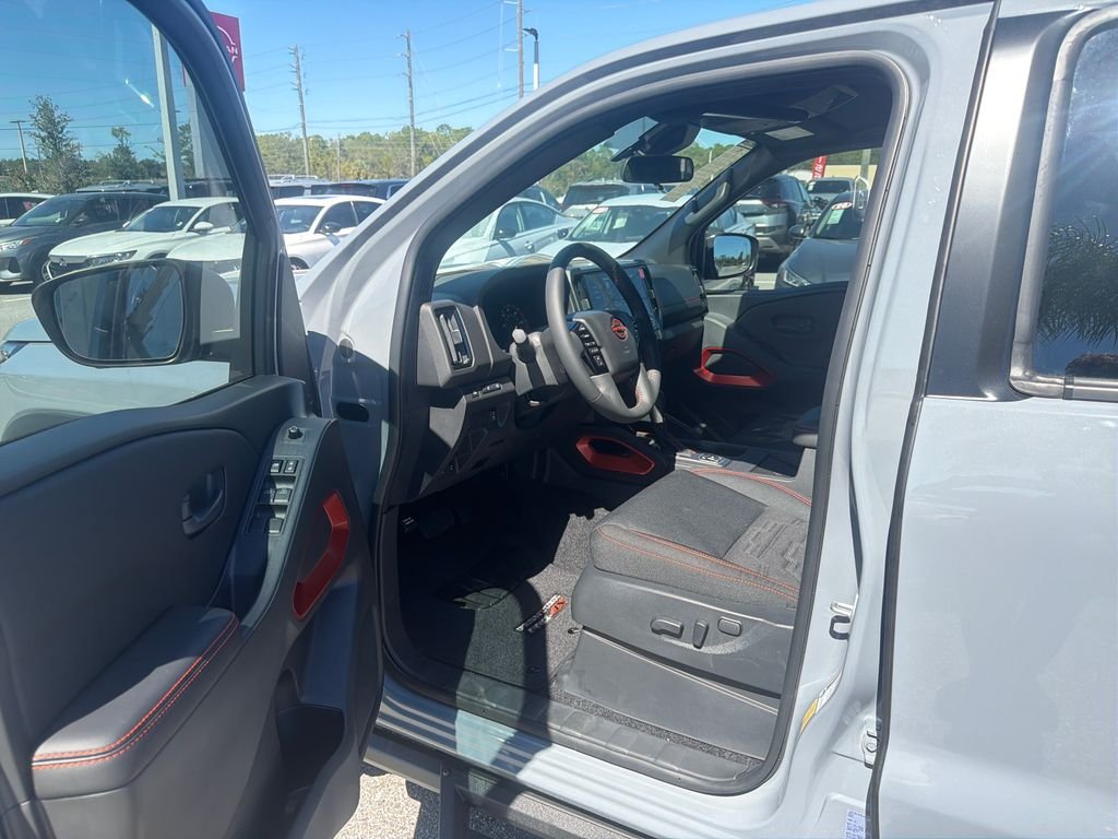 New 2026 Nissan Frontier PRO-4X 4D Crew Cab