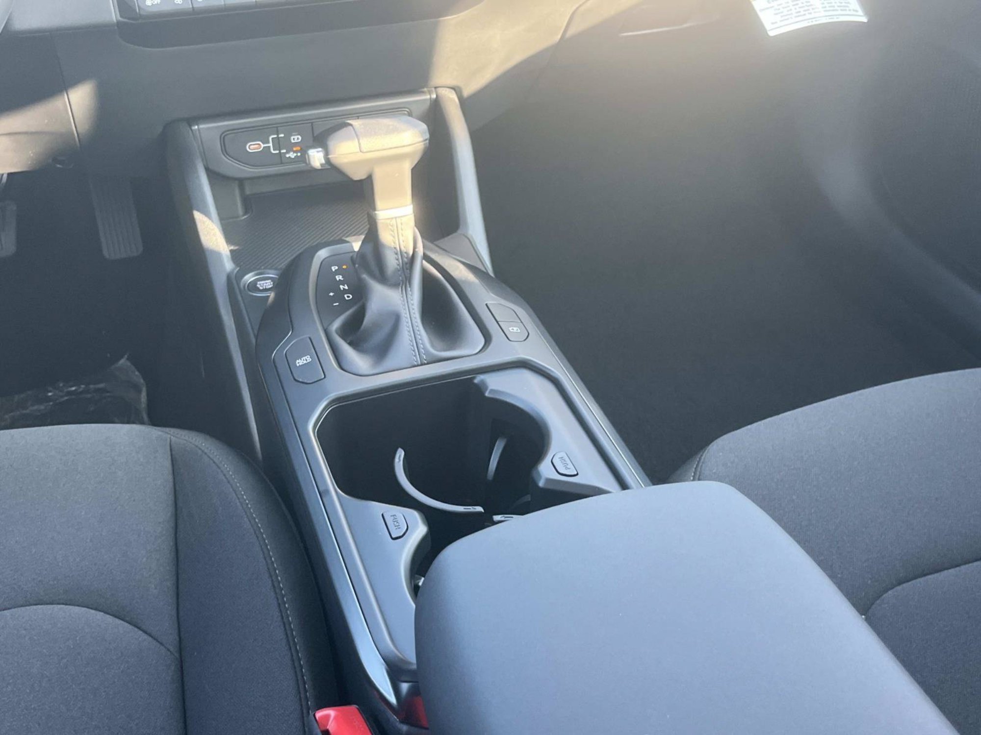 New 2026 Snow White Pearl Kia LXS image 12