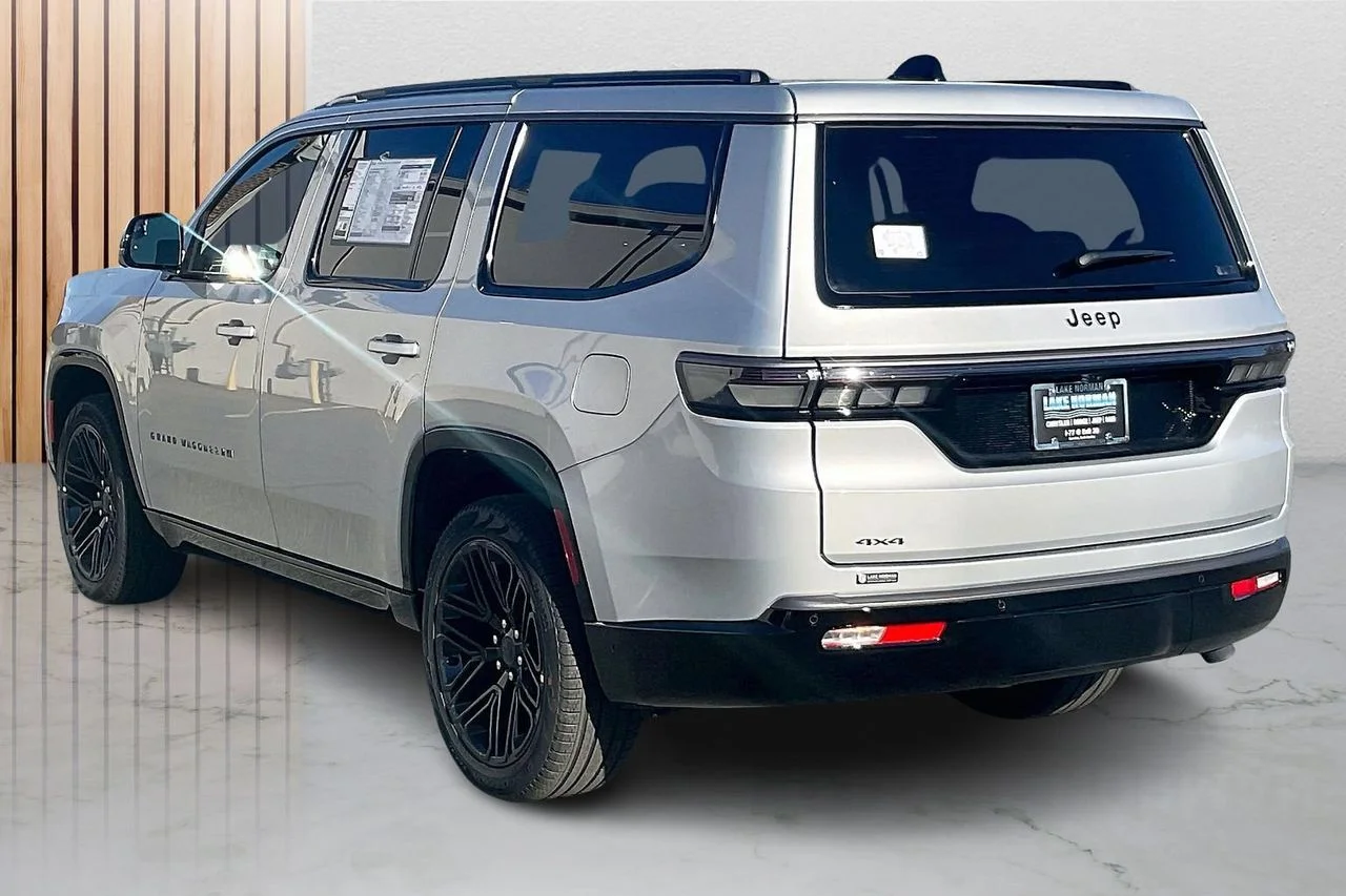 New 2026 Silver Zynith Jeep Limited Reserve image 6