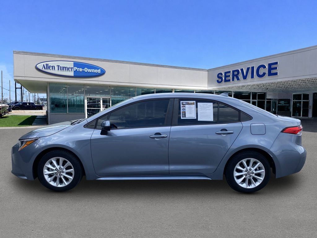 Used 2021 Celestite Toyota LE image 5
