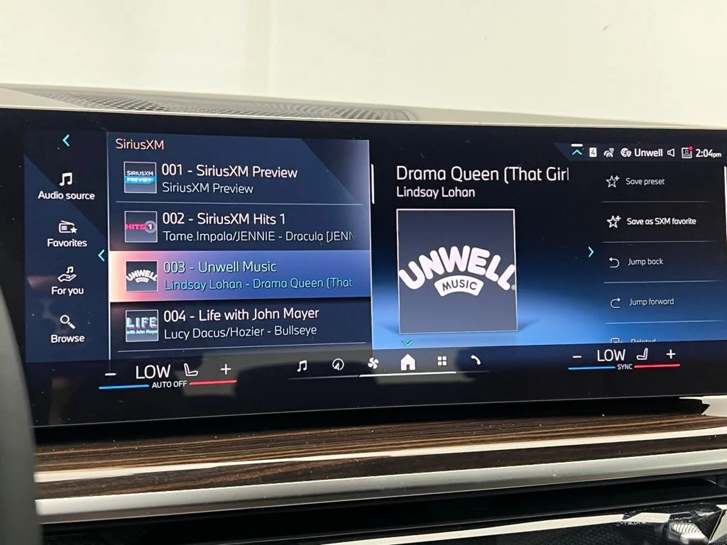 New 2026 Gray BMW xDrive40i image 14