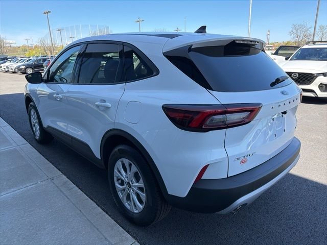 New 2026 Oxford White Ford Active® image 5