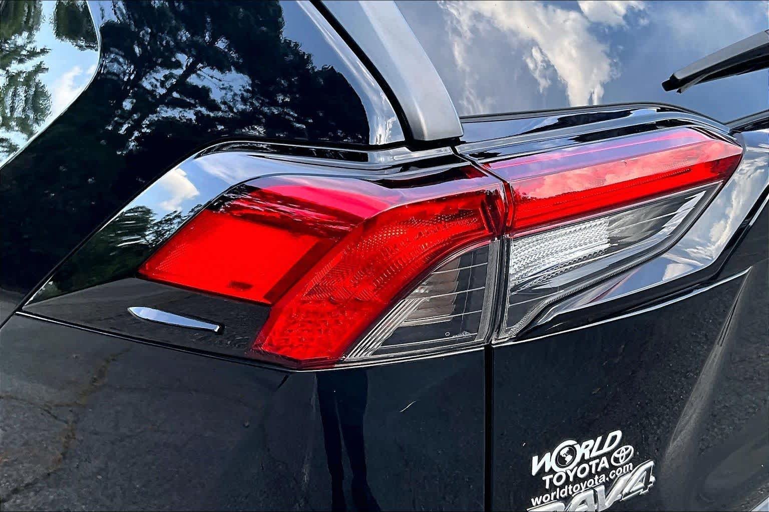 Used 2022 Midnight Black Metallic Toyota LE image 29