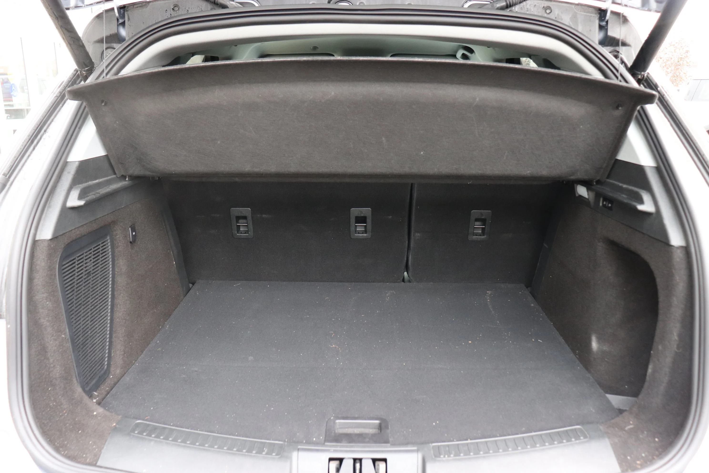 Used 2022 Blue Lincoln Reserve image 6