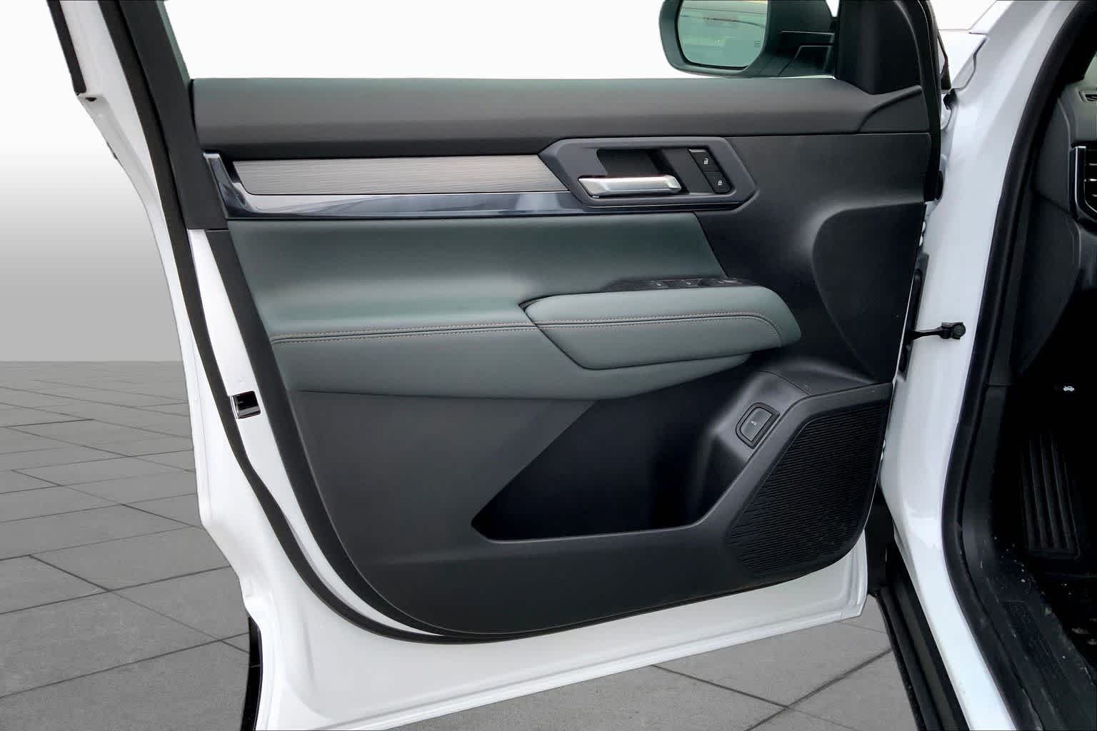 2026 GMC Terrain AT4 - Photo 10