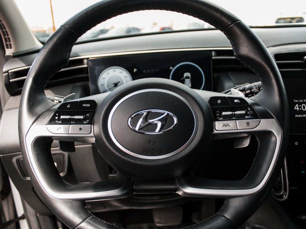 Used 2023 Serenity White Pearl Hyundai Limited image 14