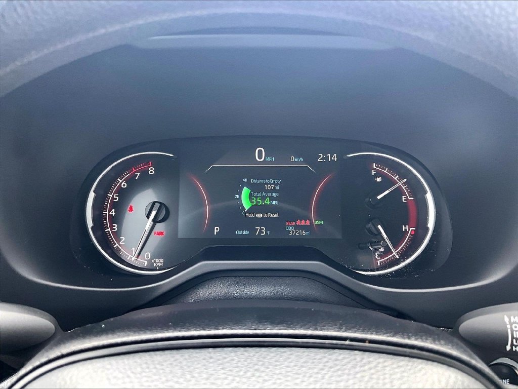 Used 2025 White Toyota XLE image 25